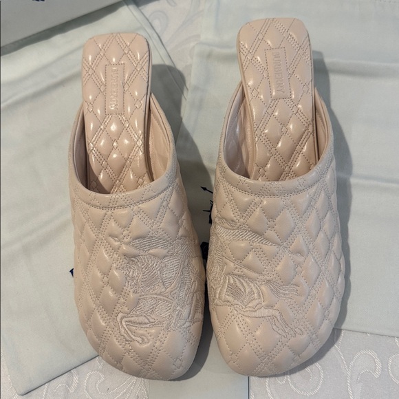 Burberry EKD Kitten Heel Mule. Ladies 8-8.5. Eu 39 - Picture 8 of 16